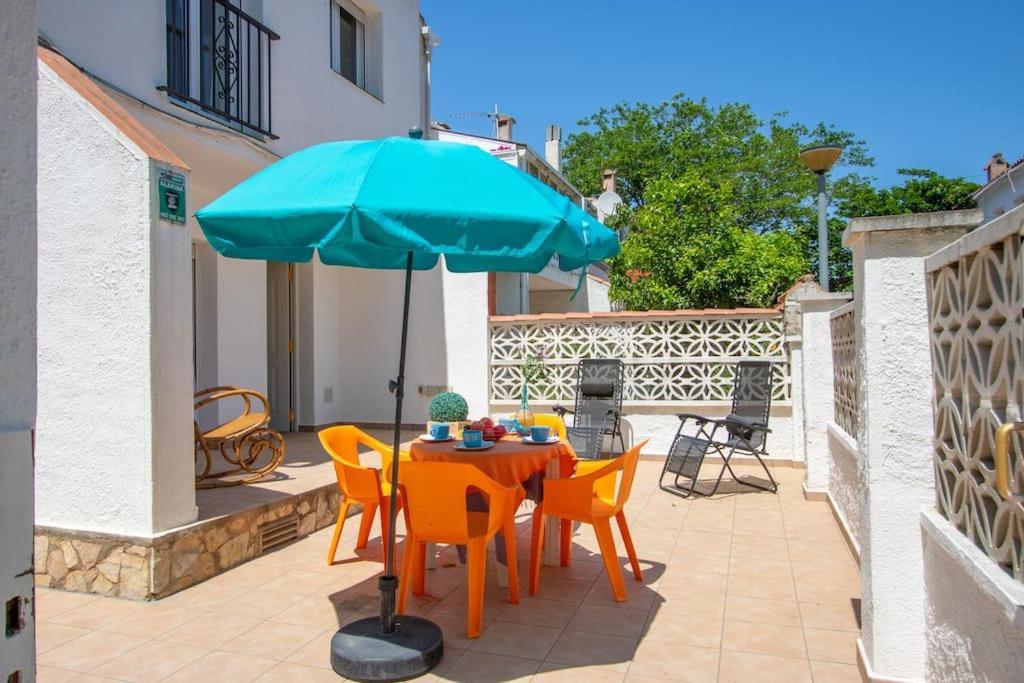 Villa Casa Con Barbacoa, A 5 Minutos Del Centro Y El Mar En Coche, Trabuc à Empuriabrava Extérieur photo